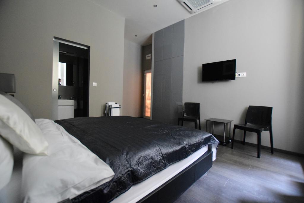 Binder-Home Stylish Studios Budapest/Parliament Exterior photo