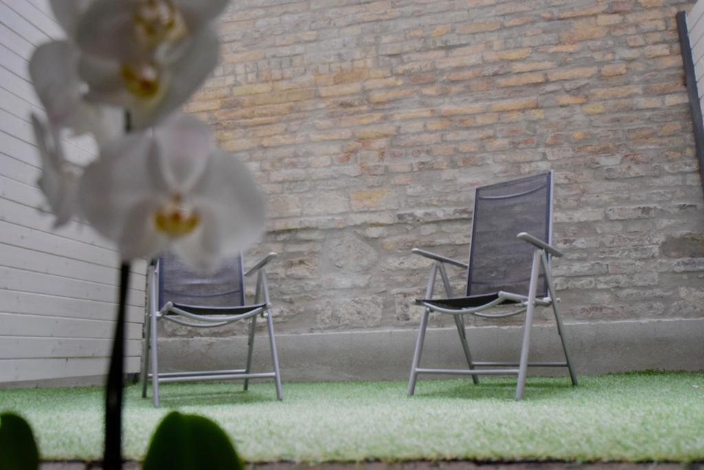 Binder-Home Stylish Studios Budapest/Parliament Exterior photo