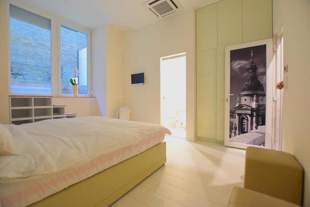 Binder-Home Stylish Studios Budapest/Parliament Exterior photo
