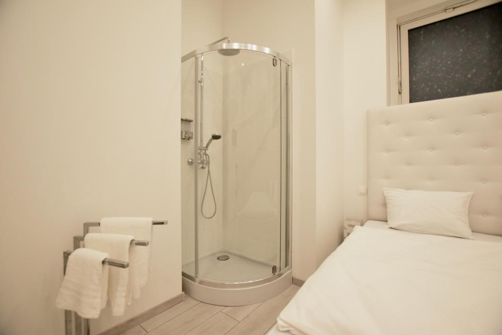 Binder-Home Stylish Studios Budapest/Parliament Exterior photo