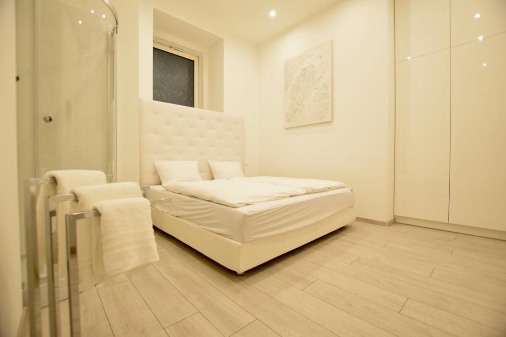 Binder-Home Stylish Studios Budapest/Parliament Exterior photo